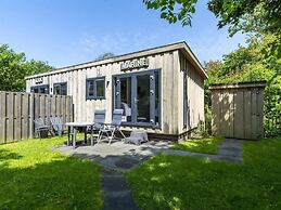 Beautiful Detached Holiday Home in Park