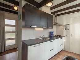 Holiday Home Near Beach of Sint Maartenszee