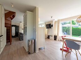 Holiday Home Near Beach of Sint Maartenszee