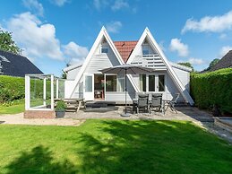 Holiday Home Near Beach of Sint Maartenszee