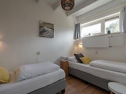 Holiday Home Near Beach of Sint Maartenszee