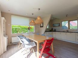 Holiday Home Near Beach of Sint Maartenszee
