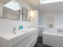 Holiday Home Near Beach of Sint Maartenszee