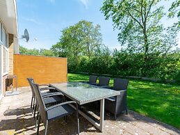 Holiday Home Near Beach of Sint Maartenszee