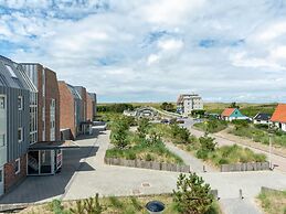 Detached Holiday Bungalow With Garden