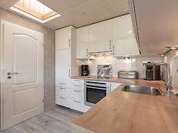 Detached Holiday Bungalow With Garden