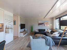 Detached Holiday Bungalow With Garden