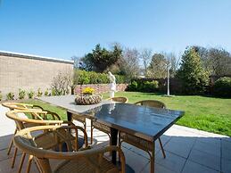 Detached Holiday Bungalow With Garden