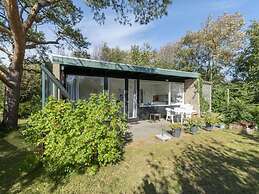 Detached Holiday Bungalow With Garden