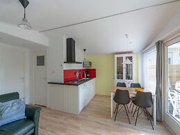 Detached Holiday Bungalow With Garden