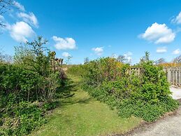 Detached Holiday Bungalow With Garden