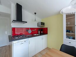 Detached Holiday Bungalow With Garden