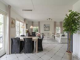 Beautiful Detached Holiday Villa Garden