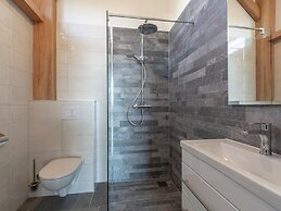 Cozy Holiday Home With Garden