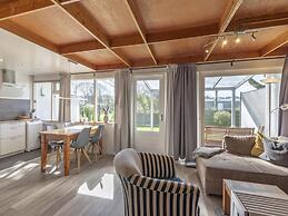 Cozy Holiday Home With Garden