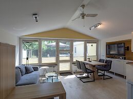 Cozy Holiday Home With Garden