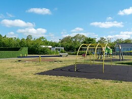 Cozy Holiday Home With Garden