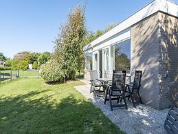 Cozy Holiday Home With Garden