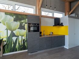 Cozy Holiday Home With Garden