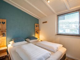 Cozy Holiday Home With Garden