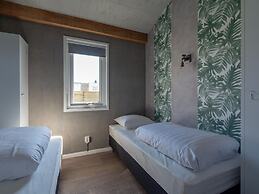 Cozy Holiday Home With Garden