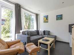 Cozy Holiday Home With Garden