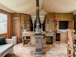 Tent Lodge With Comfort