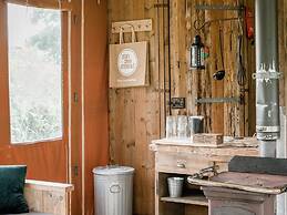 Tent Lodge With Comfort