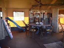 Tent Lodge With Comfort