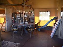 Tent Lodge With Comfort