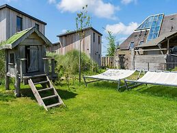 Tent Lodge With Comfort