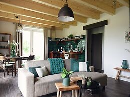 Tent Lodge With Comfort