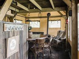 Tent Lodge With Comfort