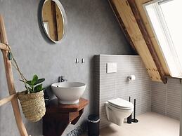 Tent Lodge With Comfort