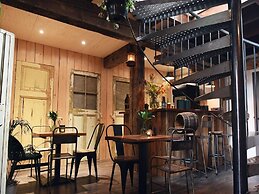 Tent Lodge With Comfort