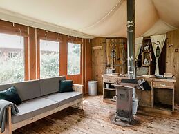 Tent Lodge With Comfort