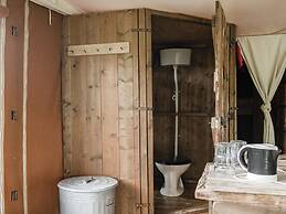 Tent Lodge With Comfort