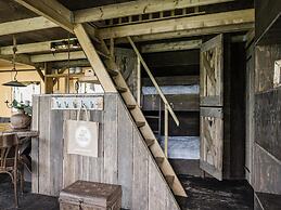 Tent Lodge With Comfort