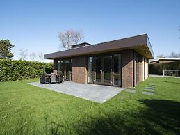 Comfortable Holiday Home in Sint Maartenszee