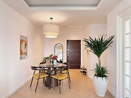 Sunrise City - Lotte Mart District 7