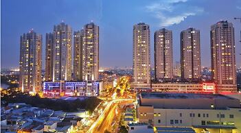 Sunrise City - Lotte Mart District 7