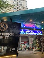 The Everich Infinity - China Town Apartment