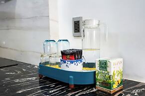 The Everich Infinity - China Town Apartment