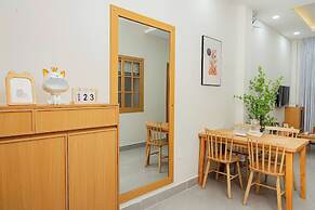 Modern Apartment - Garden Gate