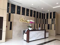 Modern Apartment - Garden Gate