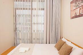 Modern Apartment - Garden Gate