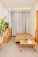 Modern Apartment - Garden Gate