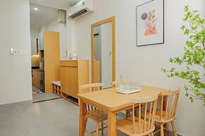 Modern Apartment - Garden Gate