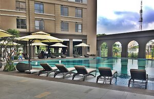 Modern Apartment - Garden Gate