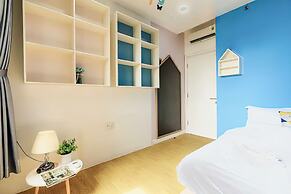 Modern Apartment - Garden Gate